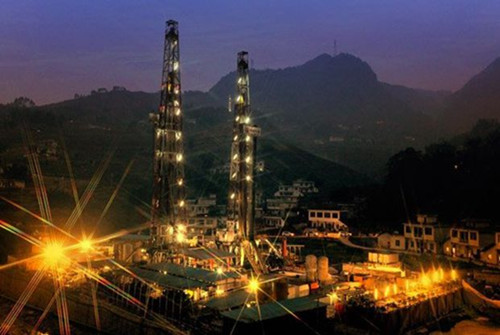 打地热井 打地热井